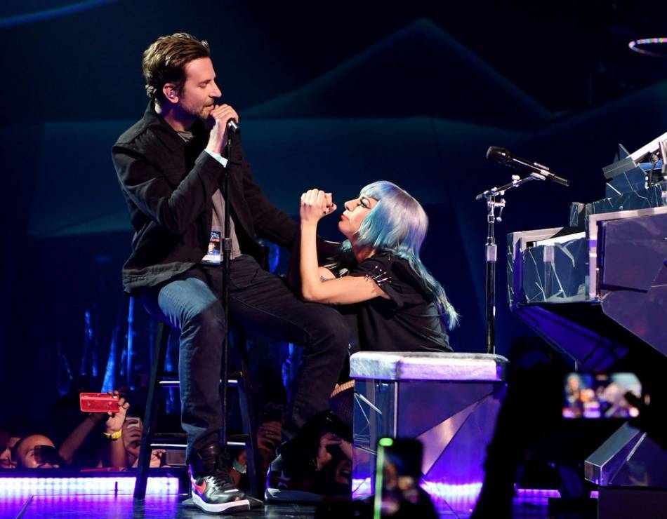 Lady Gaga i Bradley Cooper w duecie w utworze "Shallow"