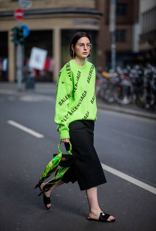 Neony modne kolory lato 2019: trendy moda lato 2019