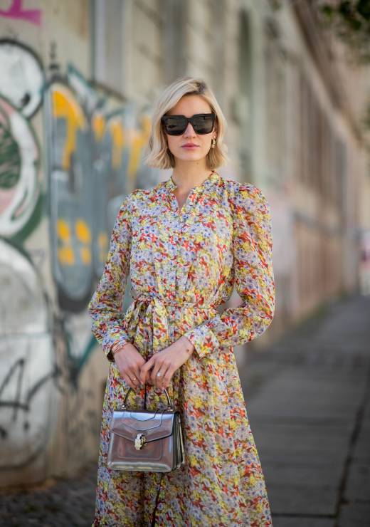 Sukienka w kwiaty: trendy moda lato 2019