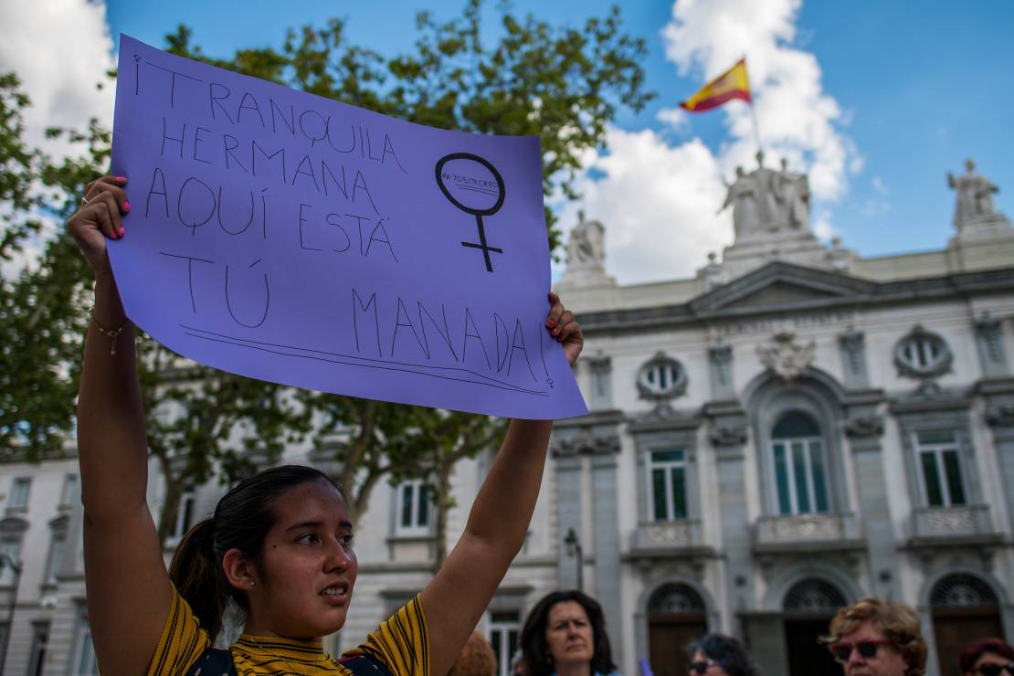 Nieprzytomna 14-latka nie została zgwałcona, była tylko "molestowana"? Protesty w Madrycie