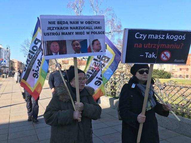 Polskie Babcie podczas protestu