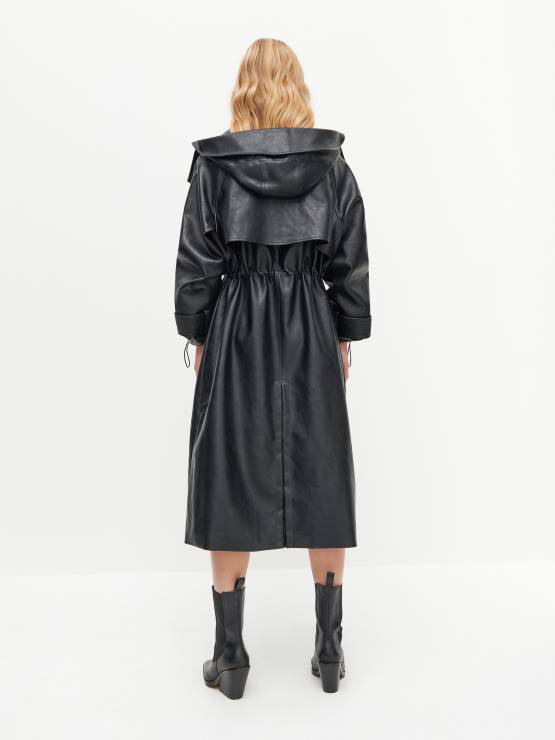 Moda na zimę: Długi skórzany płaszcz - kurtka Reserved