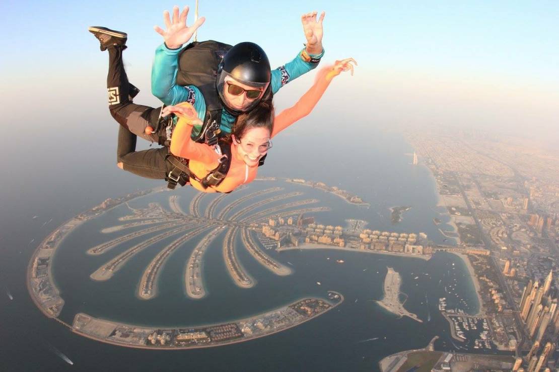 Dziewczyny w Dubaju - Sabina i sky diving