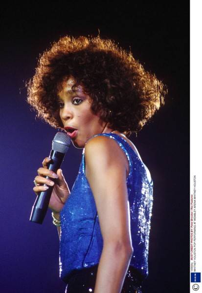Whitney Houston dziś obchodziłaby 53 urodziny. Jej śmierć do tej pory skrywa wiele tajemnic