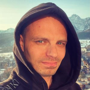 Marcin Hakiel staje w obronie Katarzyny Cichopek. Nie milkną komentarze po głośnym wywiadzie tancerza w 